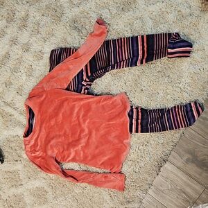 Cuddle Duds Climateright 2pc set. Small
